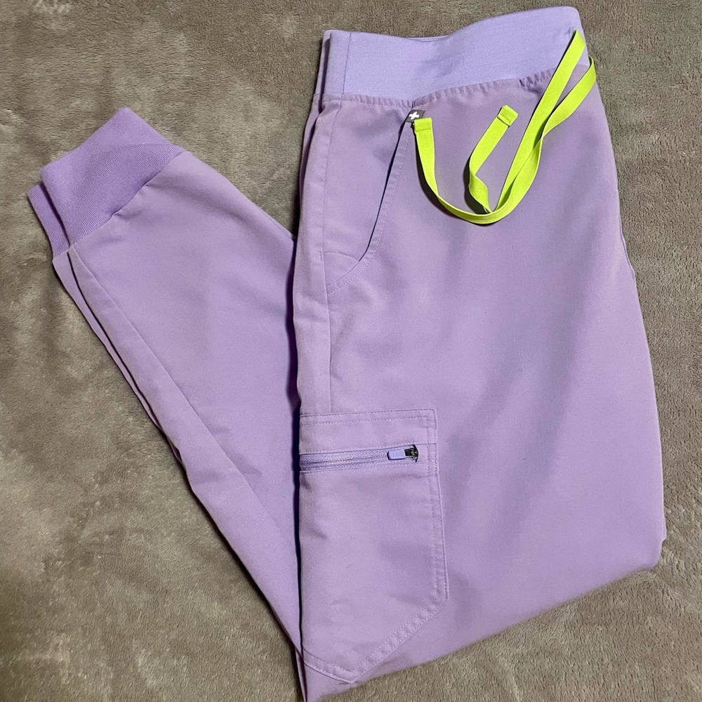 Figs women’s jogger scrub bottoms